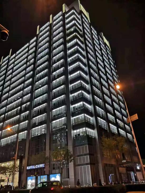 理想国际大厦绝对能跻身最昂贵写字楼之列。