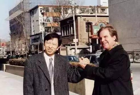 图：张朝阳和尼葛洛庞帝