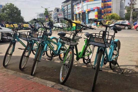 班加罗尔街头的共享单车