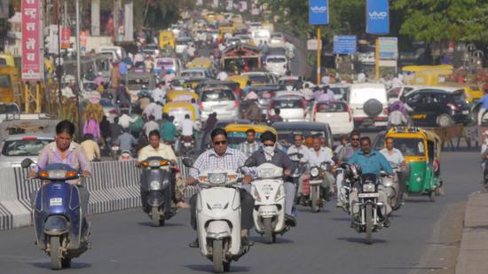 印度街头的摩托车