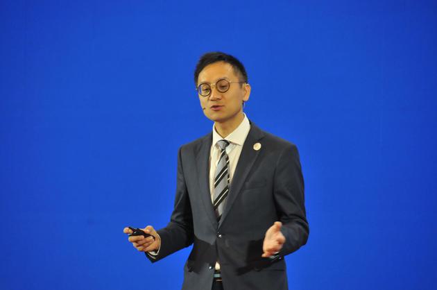 图注：腾讯公司高级执行副总裁、云与智慧产业事业群总裁汤道生作主题演讲。新华网 周远钢 摄